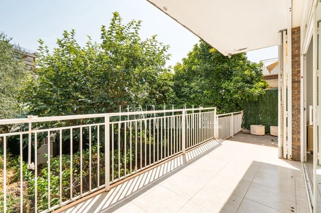 5 Zimmer Villa zu verkaufen in Castelldefels mit Garage - 710.000 € (Ref: 9996718)