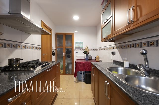 4 soverom Leilighet til salgs i Gavà med garasje - € 365 000 (Ref: 9996719)