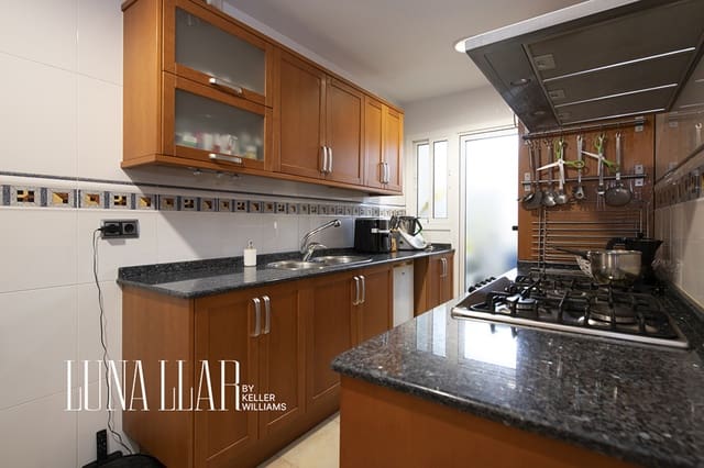 4 soverom Leilighet til salgs i Gavà med garasje - € 365 000 (Ref: 9996719)