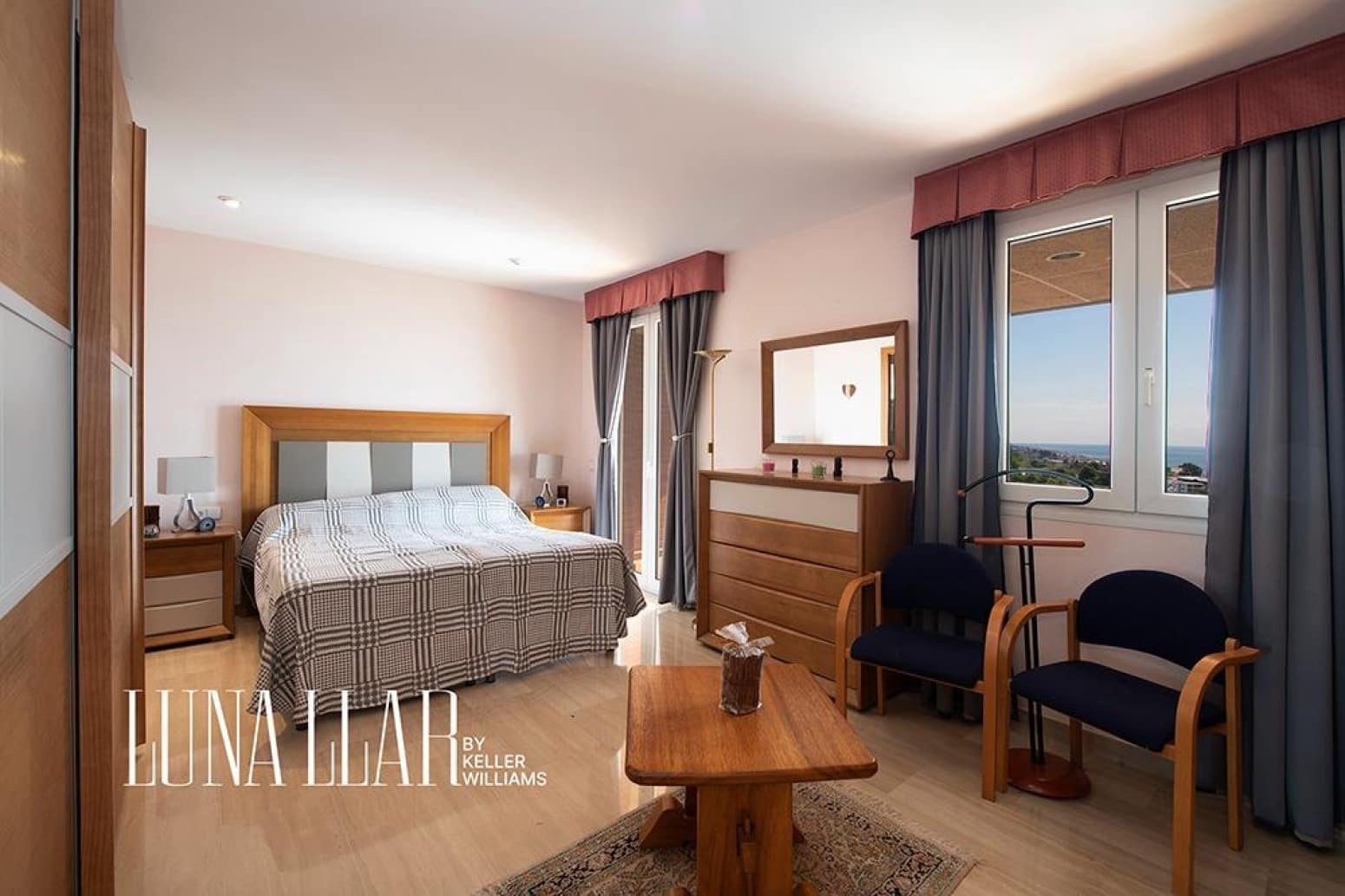 4 sypialnia Mieszkanie na sprzedaż w Sitges - 795 000 € (Ref: 9999548)