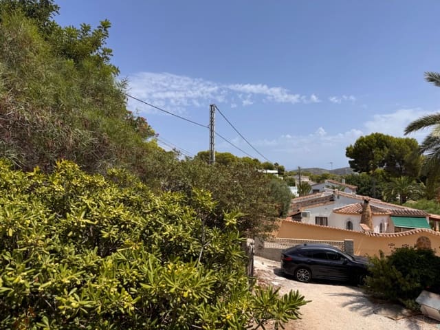 3 bedroom Villa for sale in Moraira, Teulada-Moraira with garage - € 499,000 (Ref: 10010230)
