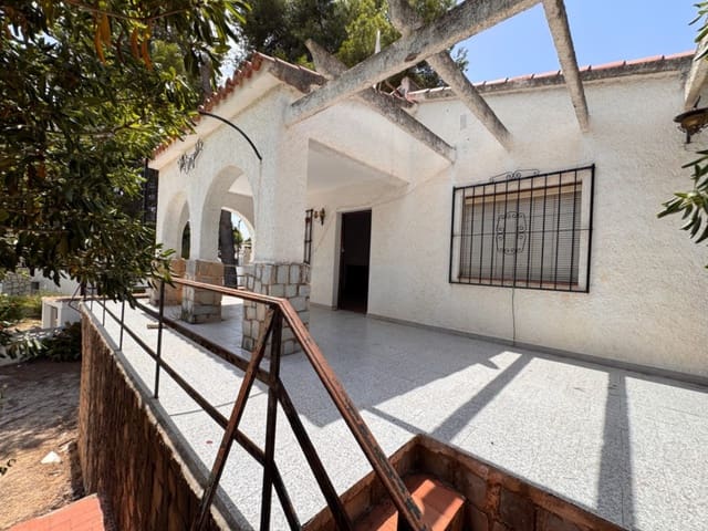3 bedroom Villa for sale in Moraira, Teulada-Moraira with garage - € 499,000 (Ref: 10010230)