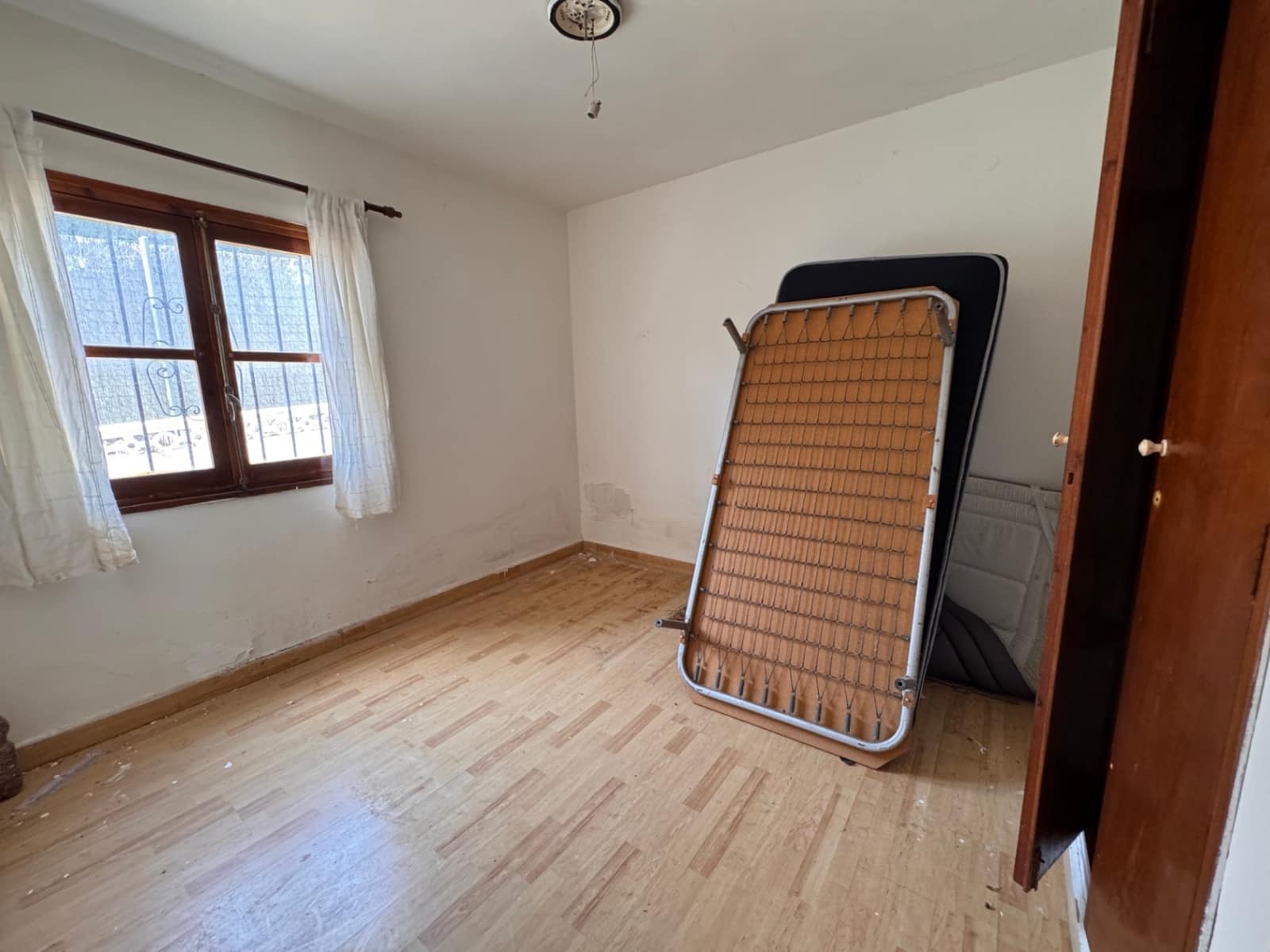 3 bedroom Villa for sale in Moraira with garage - € 499,000 (Ref: 10010230)