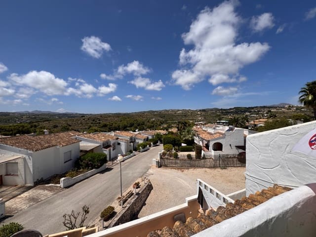 1 bedroom Apartment for sale in Moraira, Teulada-Moraira with pool - € 170,000 (Ref: 10027639)