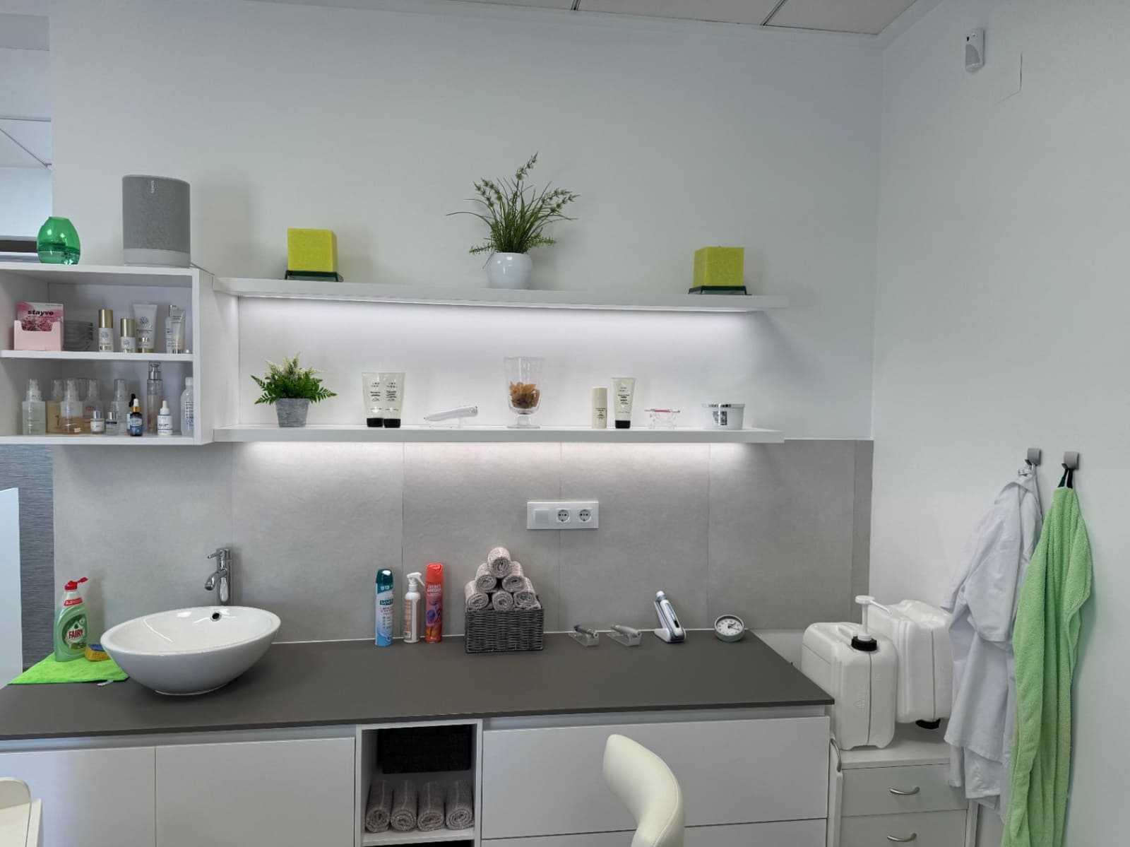 Comercial para venda em Moraira com garagem - 194 000 € (Ref: 10037738)