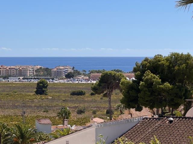 Chalet de 3 habitaciones en Moraira, Teulada-Moraira en venta con piscina garaje - 1.095.000 € (Ref: 10037805)