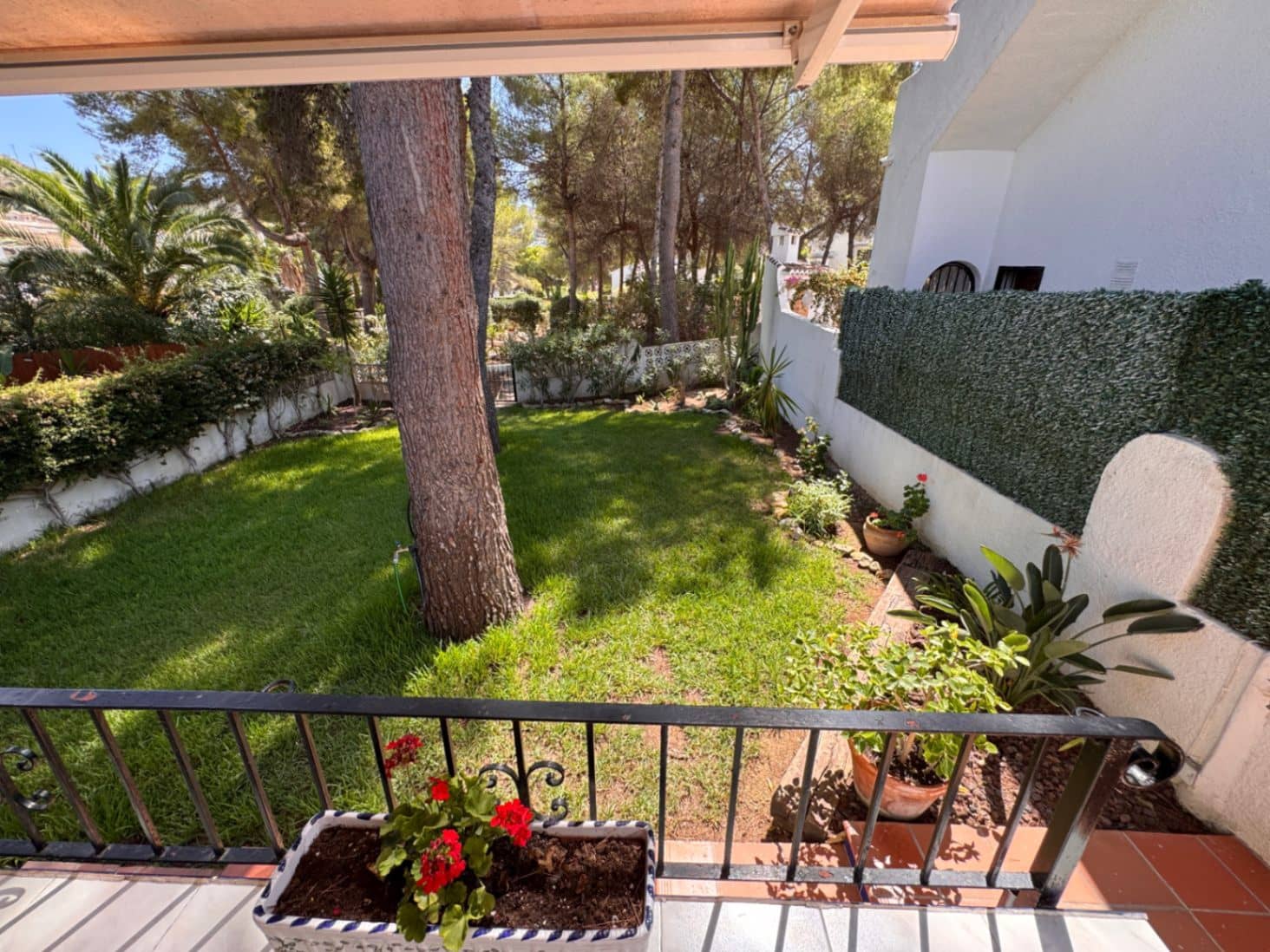 3 makuuhuone Bungalow myytävänä paikassa Moraira mukana uima-altaan 
autotalli - 415 000 € (Ref: 10042450)