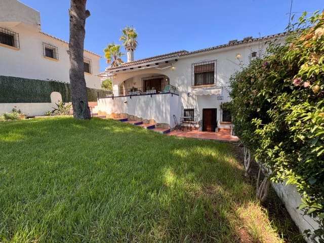 3 chambre Bungalow à vendre à Moraira, Teulada-Moraira avec piscine garage - 415 000 € (Ref: 10042450)
