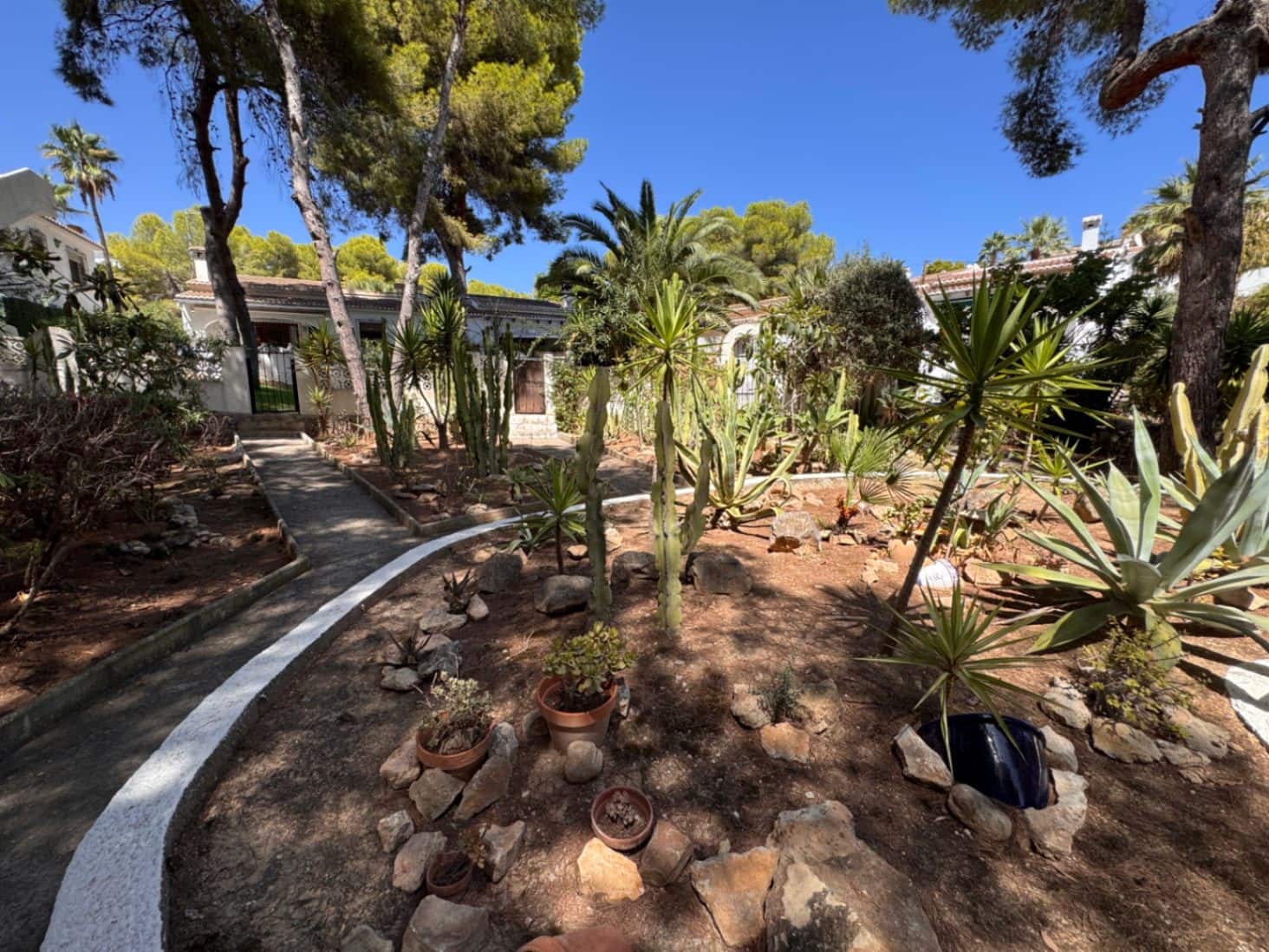 3 makuuhuone Bungalow myytävänä paikassa Moraira mukana uima-altaan 
autotalli - 415 000 € (Ref: 10042450)