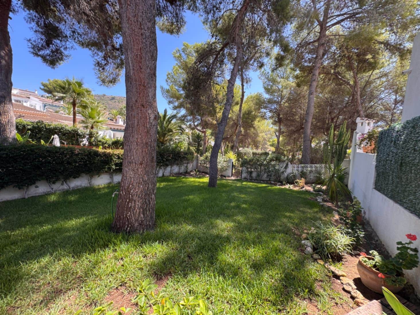 3 makuuhuone Bungalow myytävänä paikassa Moraira mukana uima-altaan 
autotalli - 415 000 € (Ref: 10042450)
