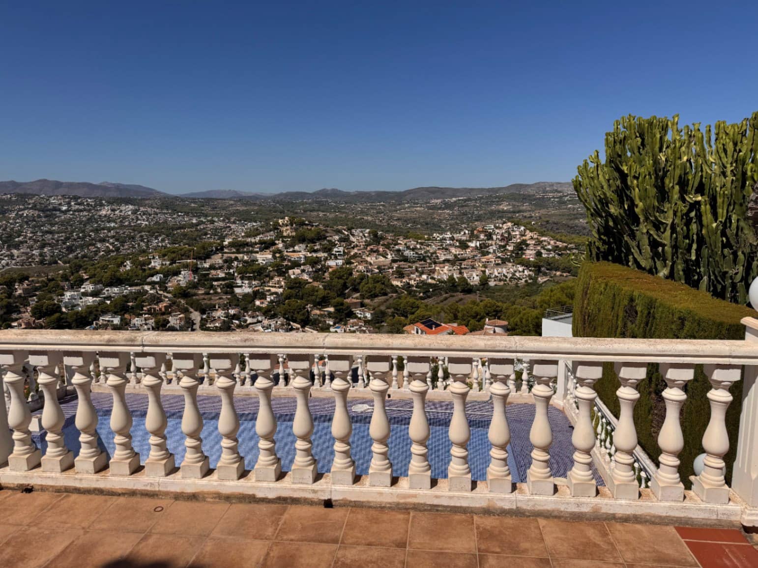 5 sovrum Villa till salu i Moraira med pool garage - 600 000 € (Ref: 10090980)