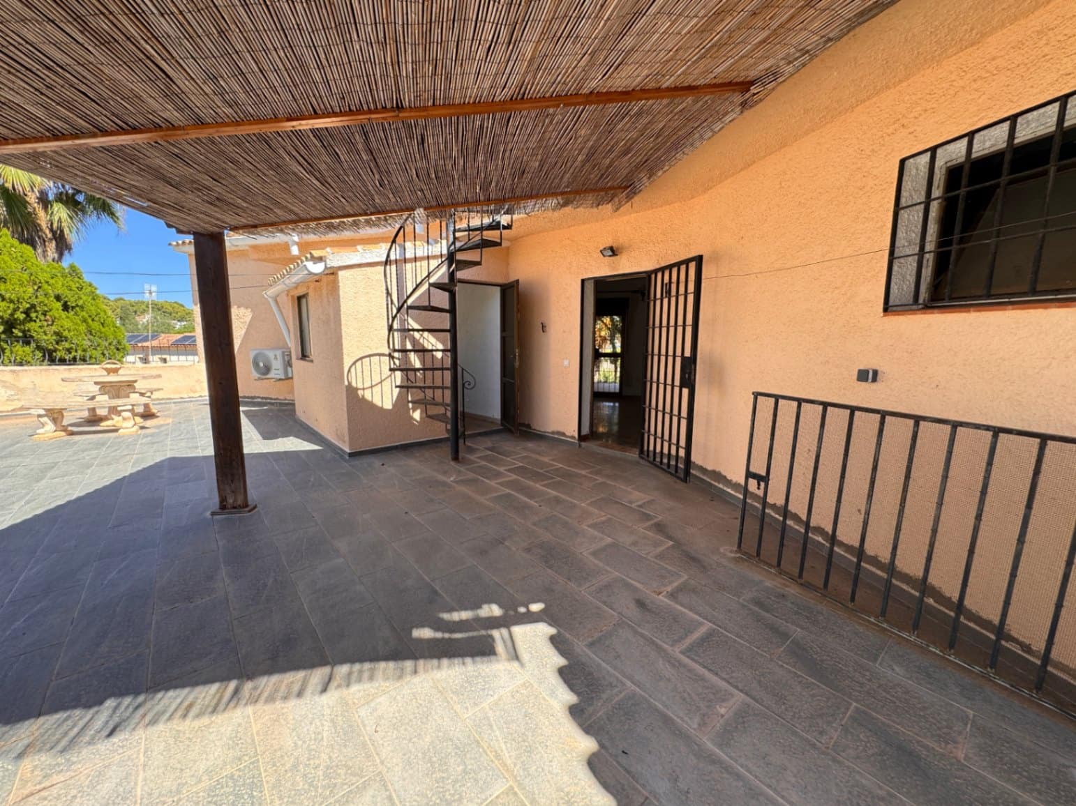 3 quarto Moradia para venda em Moraira com piscina garagem - 745 000 € (Ref: 10090981)