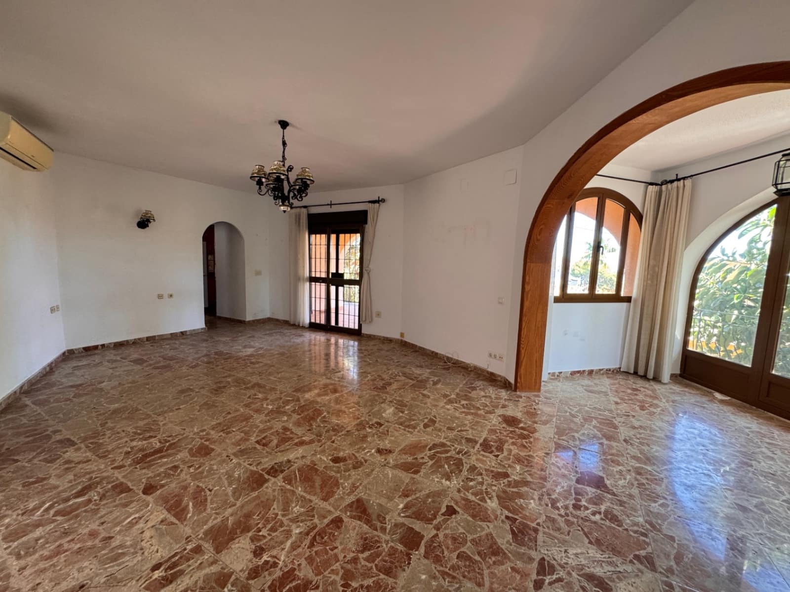 3 quarto Moradia para venda em Moraira com piscina garagem - 745 000 € (Ref: 10090981)