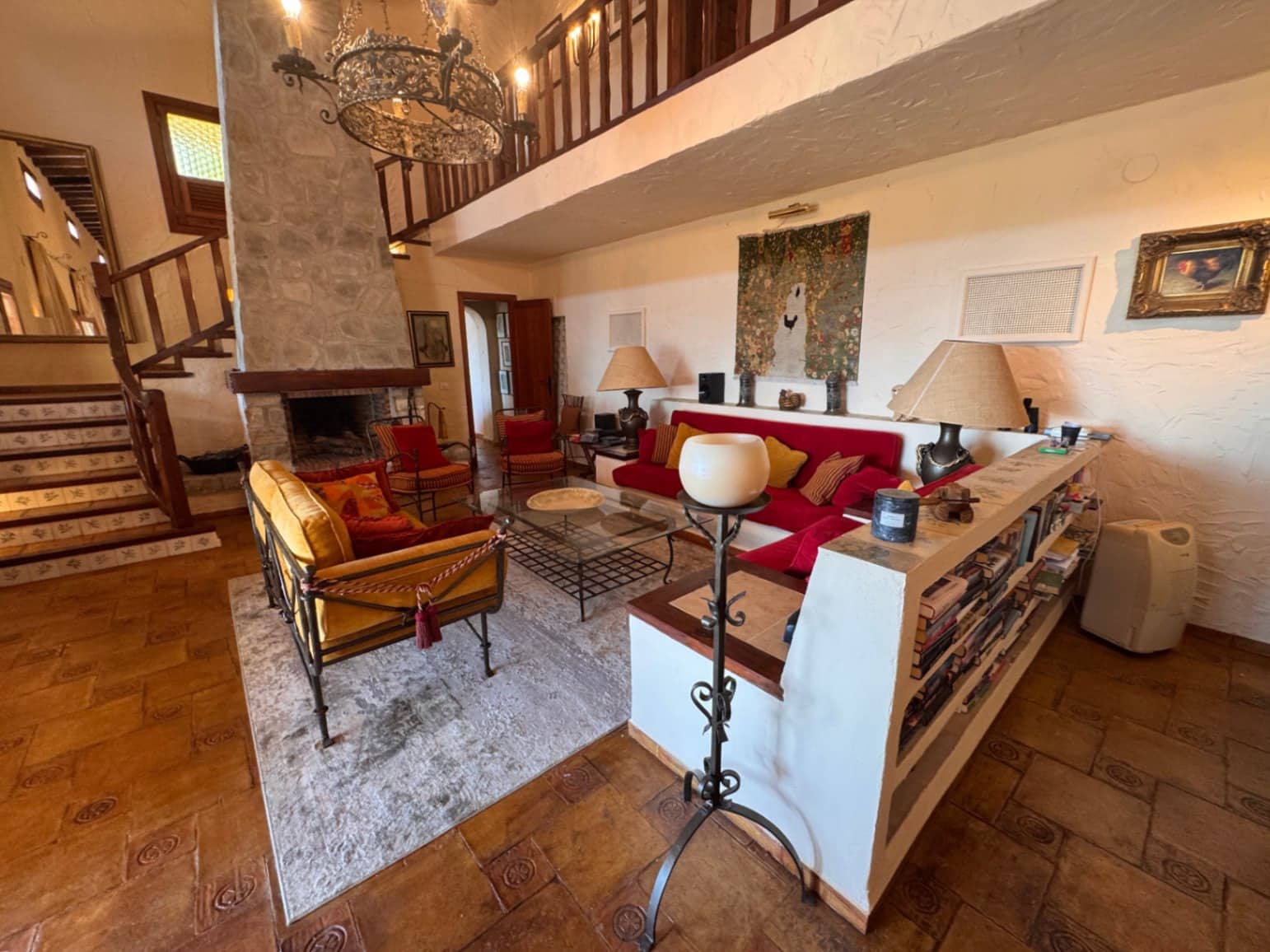 4 soveværelse Villa til salg i Montemar med swimmingpool garage - € 780.000 (Ref: 10111200)