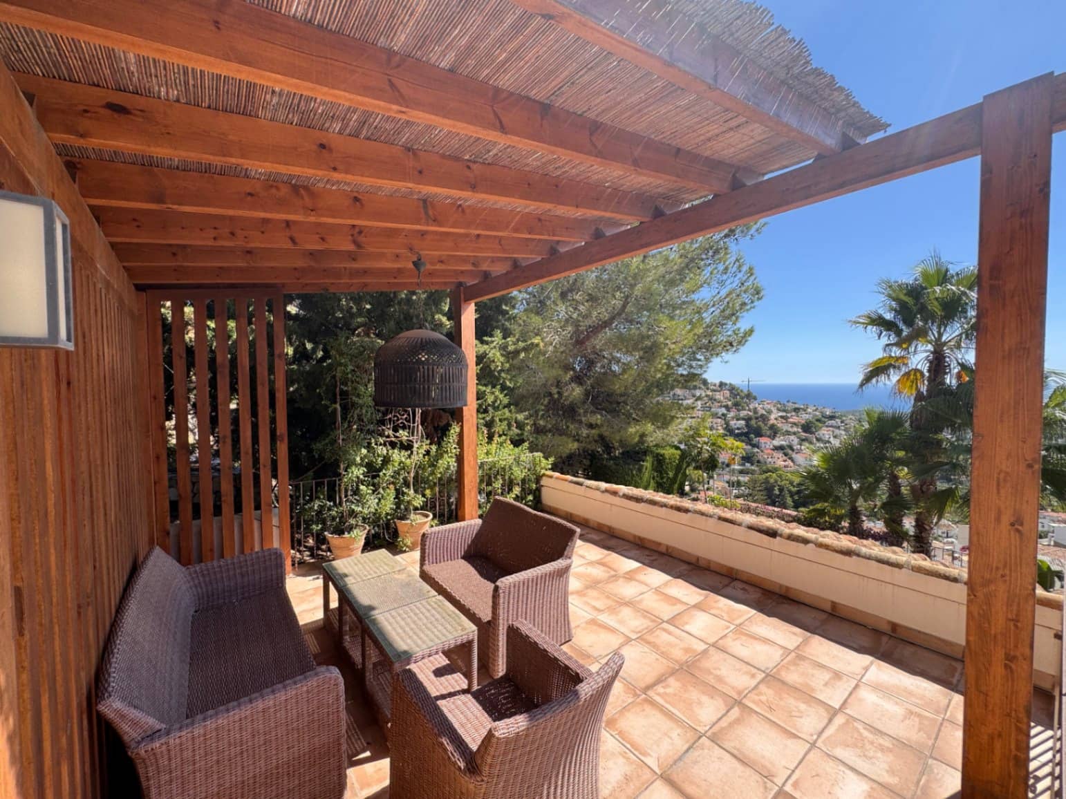 4 soveværelse Villa til salg i Montemar med swimmingpool garage - € 780.000 (Ref: 10111200)
