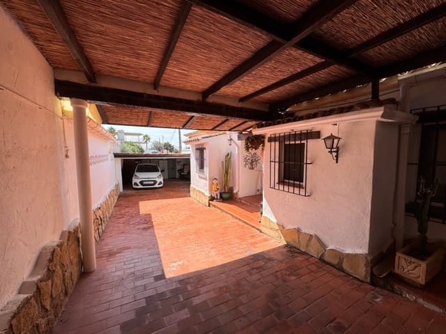 3 slaapkamer Villa te koop in Moraira, Teulada-Moraira met zwembad garage - € 470.000 (Ref: 10138777)