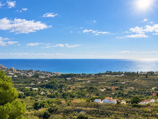 Terrain à Bâtir à vendre à Teulada Pueblo, Teulada-Moraira - 240 000 € (Ref: 10138779)
