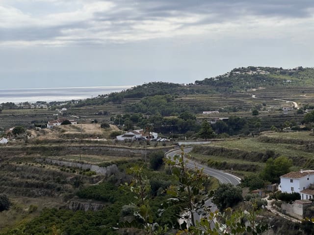 Terrain à Bâtir à vendre à Teulada Pueblo, Teulada-Moraira - 240 000 € (Ref: 10138779)