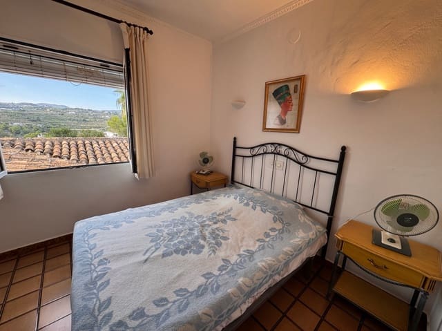 Apartamento de 4 habitaciones en Moraira, Teulada-Moraira en venta con piscina - 255.000 € (Ref: 10138780)