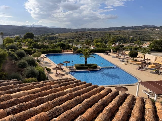 Apartamento de 4 habitaciones en Moraira, Teulada-Moraira en venta con piscina - 255.000 € (Ref: 10138780)