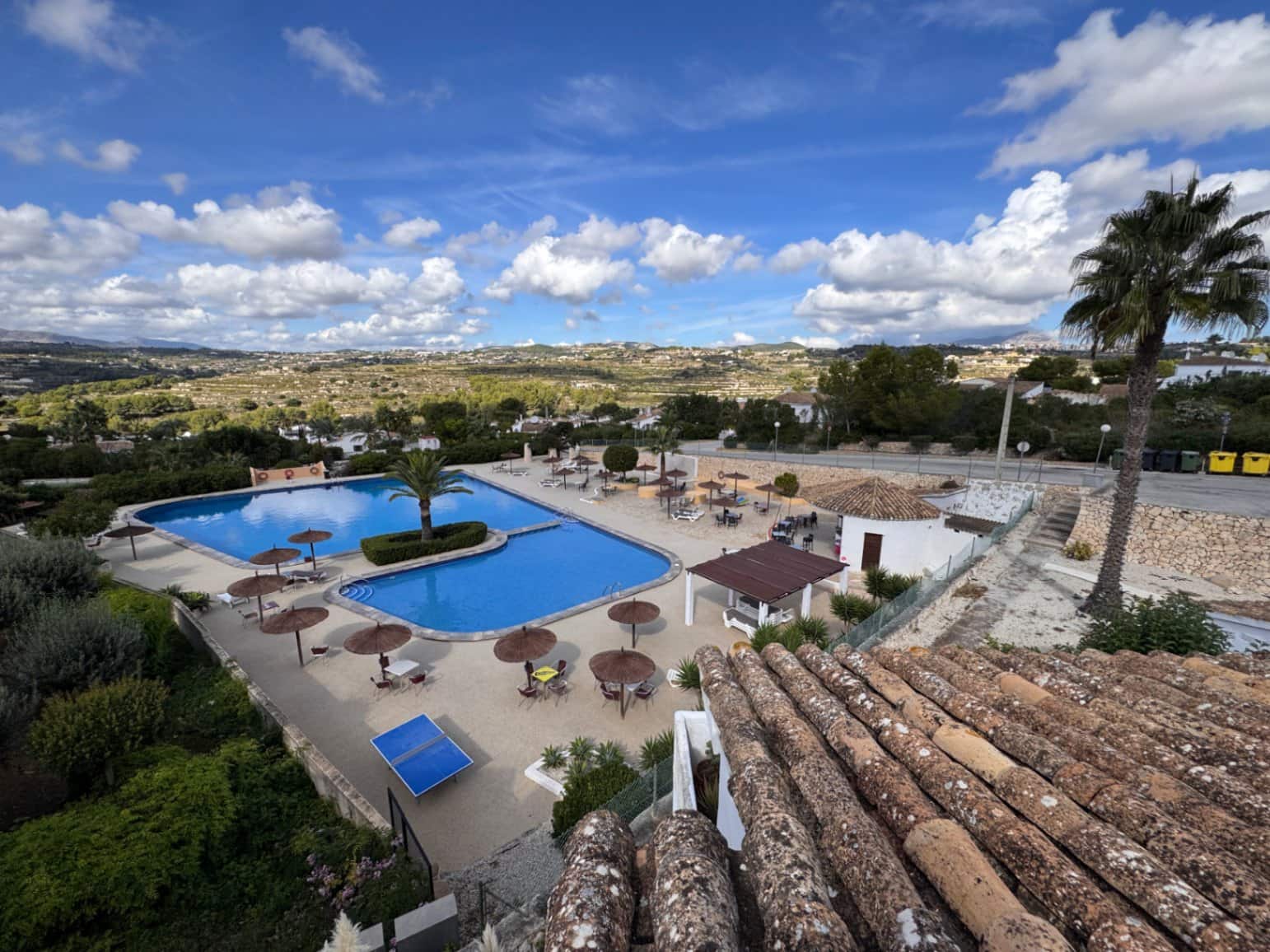 4 bedroom Apartment for sale in Moraira with pool - € 255,000 (Ref: 10138780)