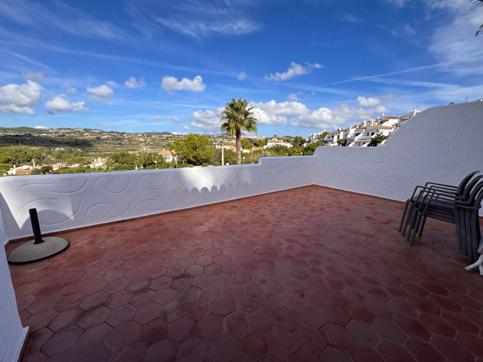 4 bedroom Apartment for sale in Moraira with pool - € 255,000 (Ref: 10138780)