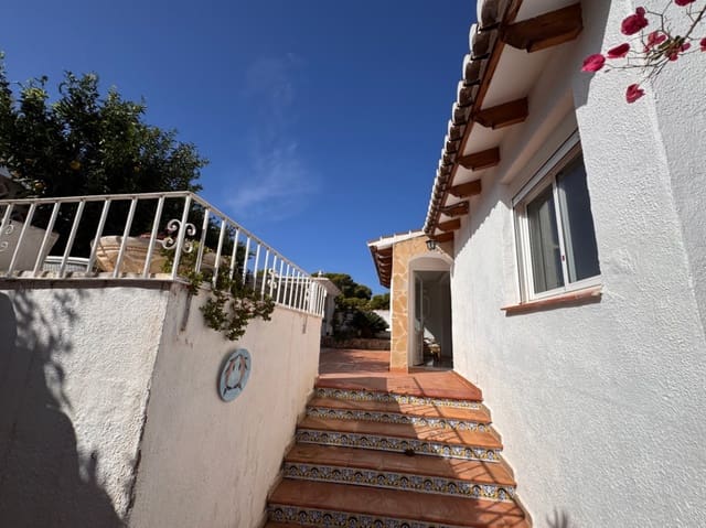 5 slaapkamer Villa te koop in Moraira, Teulada-Moraira met zwembad garage - € 449.000 (Ref: 10162079)