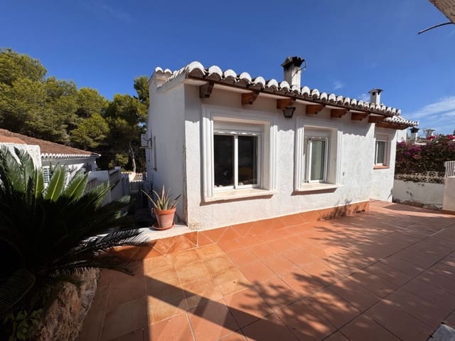 5 slaapkamer Villa te koop in Moraira, Teulada-Moraira met zwembad garage - € 449.000 (Ref: 10162079)