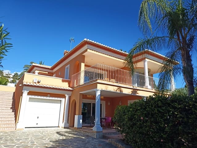 4 Zimmer Villa zu verkaufen in Moraira, Teulada-Moraira mit Pool Garage - 965.000 € (Ref: 2225739)