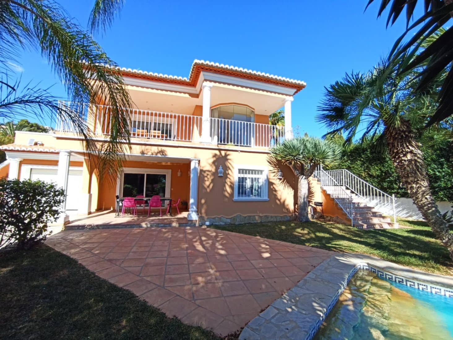 4 sovrum Villa till salu i Moraira med pool garage - 965 000 € (Ref: 2225739)