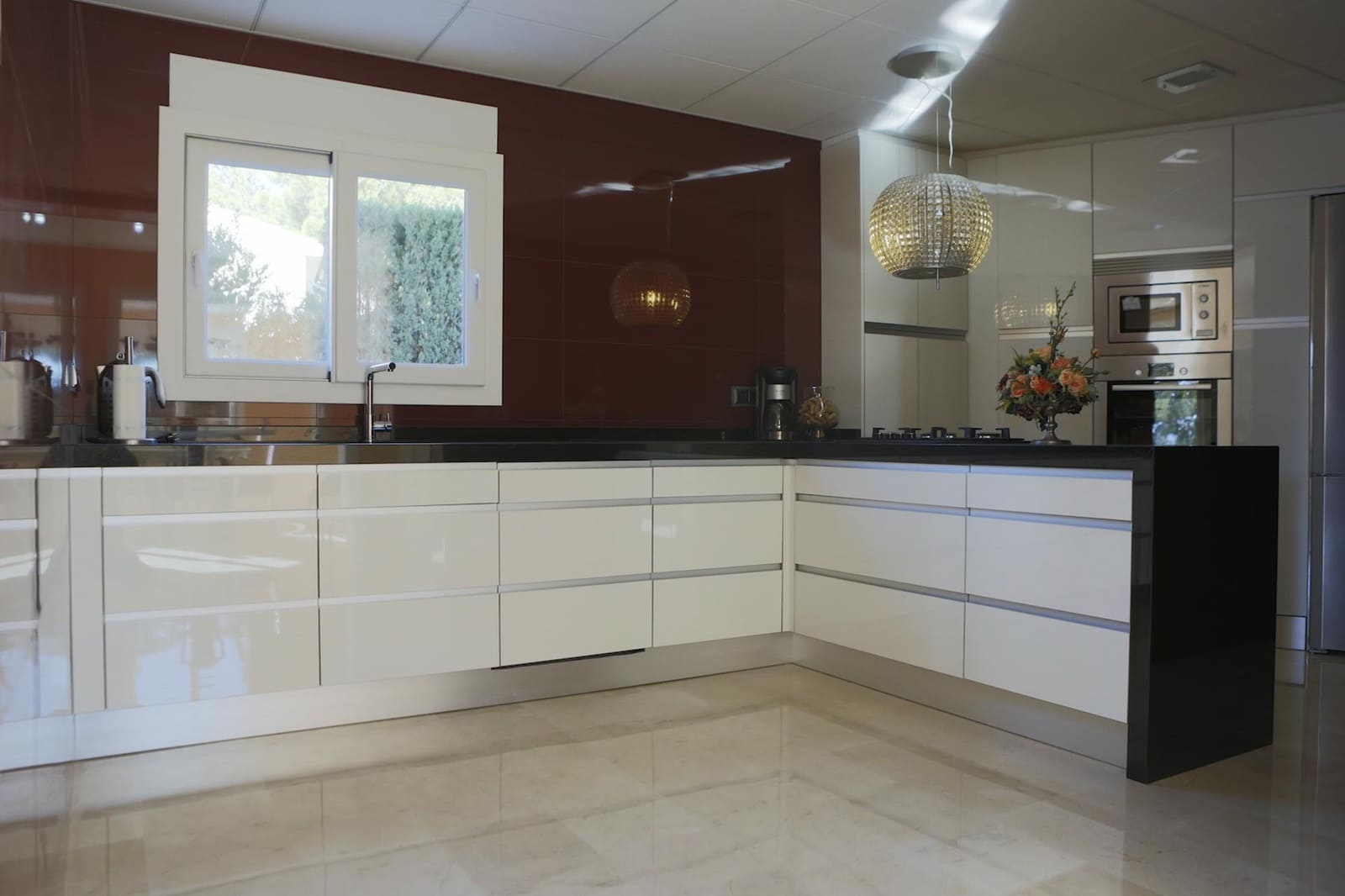 4 bedroom Villa for sale in Benissa with pool garage - € 1,350,000 (Ref: 4416640)