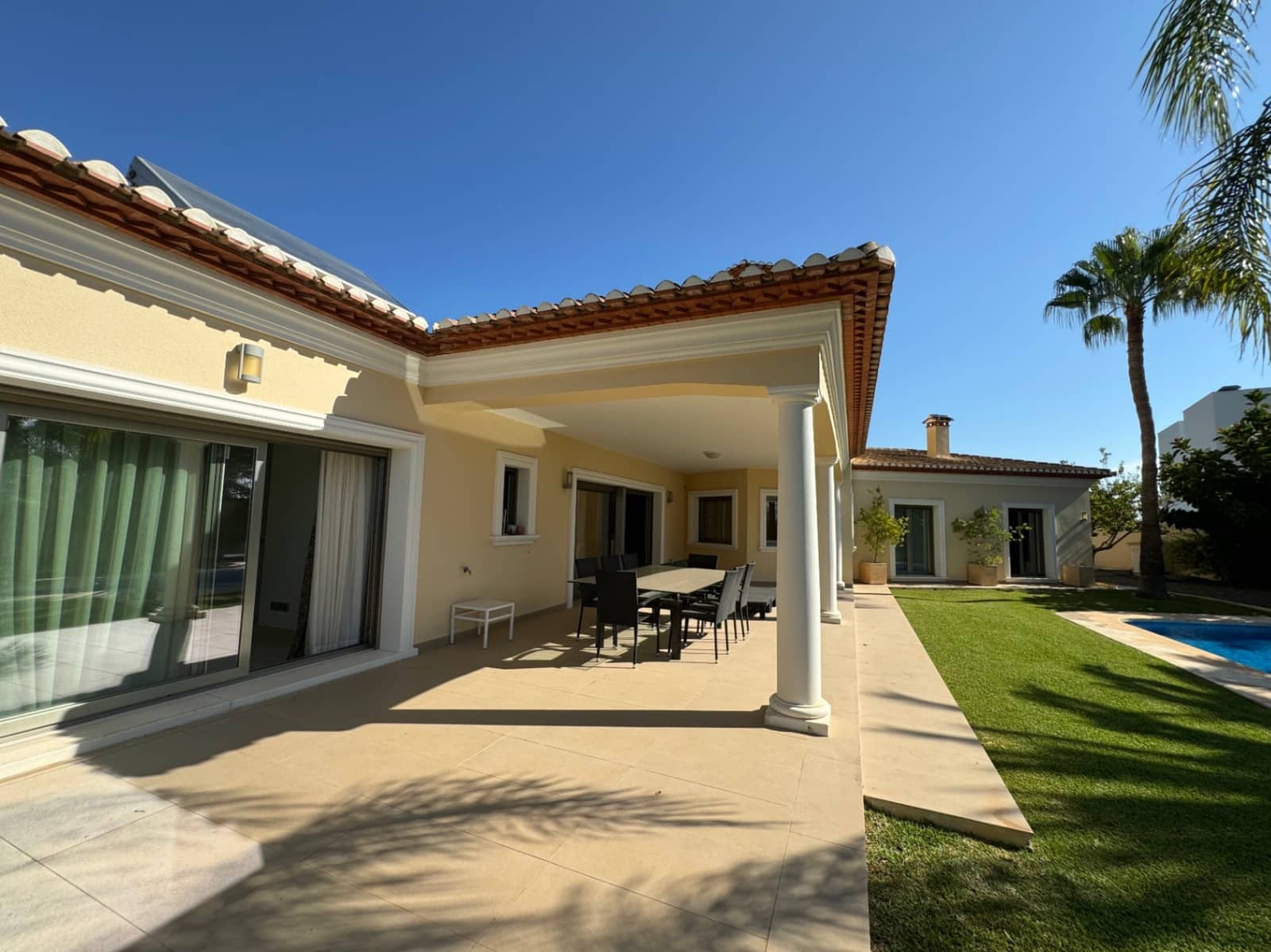 4 bedroom Villa for sale in Benissa with pool garage - € 1,350,000 (Ref: 4416640)