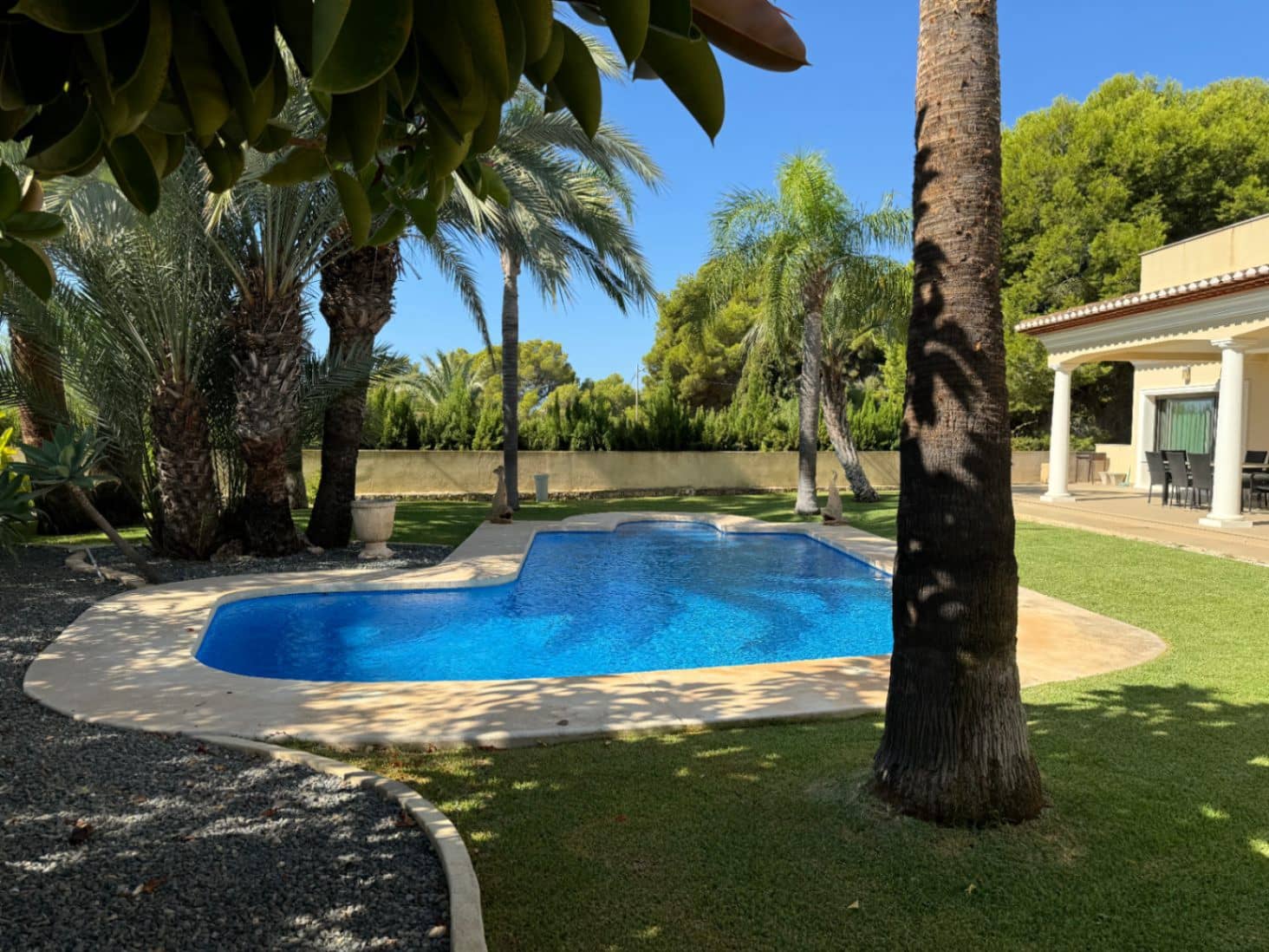 4 bedroom Villa for sale in Benissa with pool garage - € 1,350,000 (Ref: 4416640)