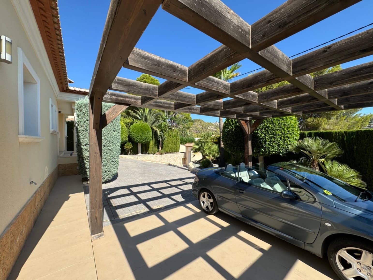 4 bedroom Villa for sale in Benissa with pool garage - € 1,350,000 (Ref: 4416640)