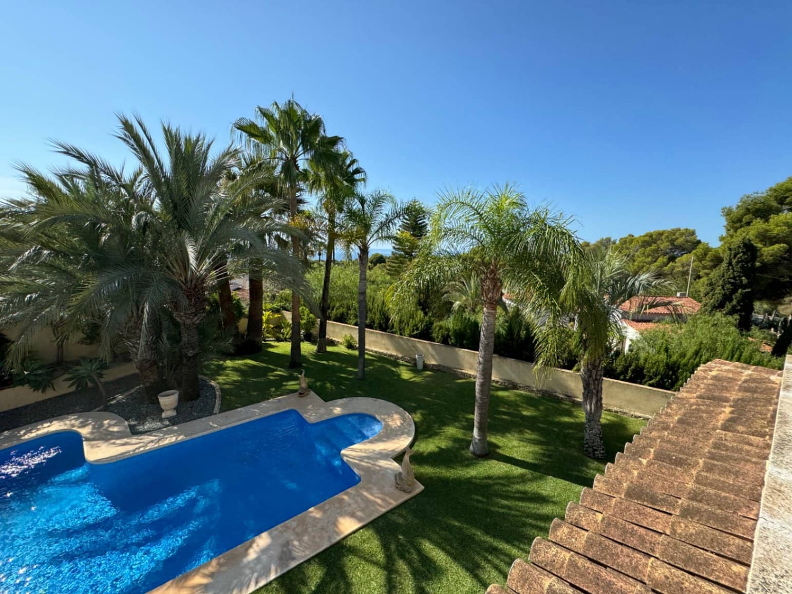 4 bedroom Villa for sale in Benissa with pool garage - € 1,350,000 (Ref: 4416640)