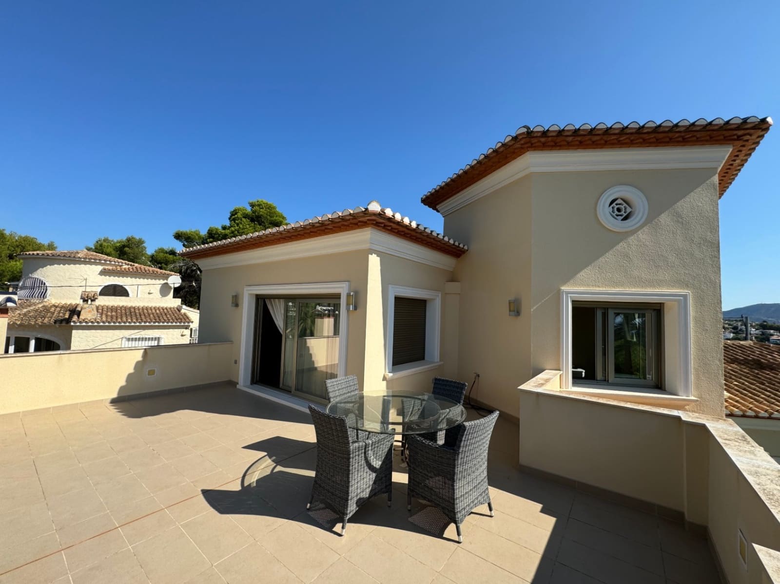 4 bedroom Villa for sale in Benissa with pool garage - € 1,350,000 (Ref: 4416640)