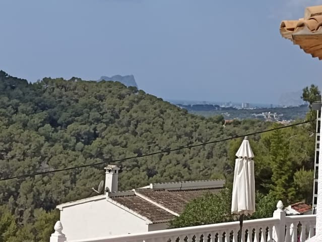 4 sovrum Villa till salu i Moraira, Teulada-Moraira med pool garage - 980 000 € (Ref: 7601013)