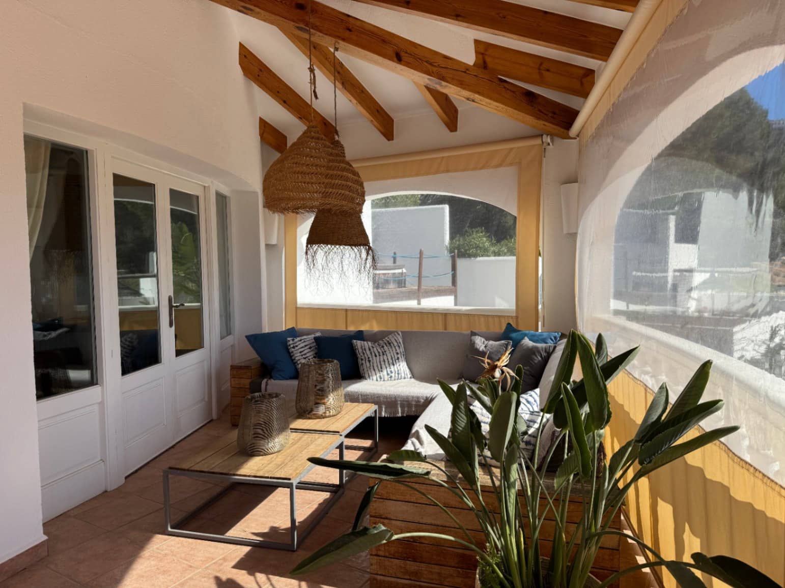 4 bedroom Villa for sale in Moraira with pool garage - € 980,000 (Ref: 7601013)