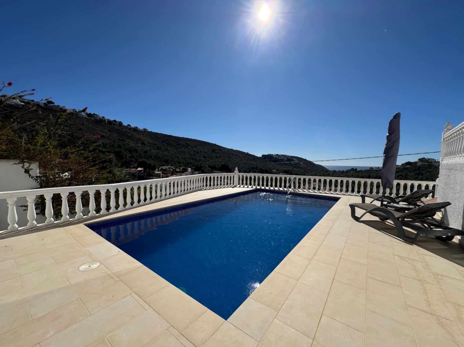 4 bedroom Villa for sale in Moraira with pool garage - € 980,000 (Ref: 7601013)