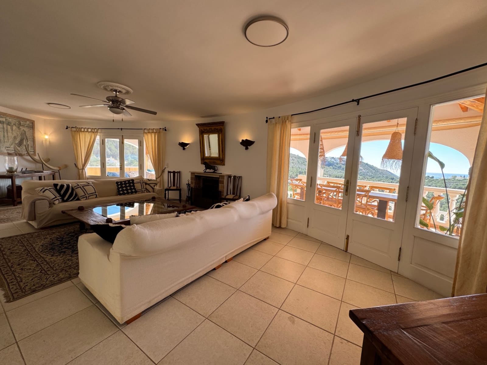 4 bedroom Villa for sale in Moraira with pool garage - € 980,000 (Ref: 7601013)