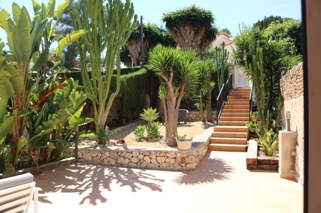 1 bedroom Bungalow for rent in Moraira, Teulada-Moraira with pool - € 1,100 (Ref: 7654286)