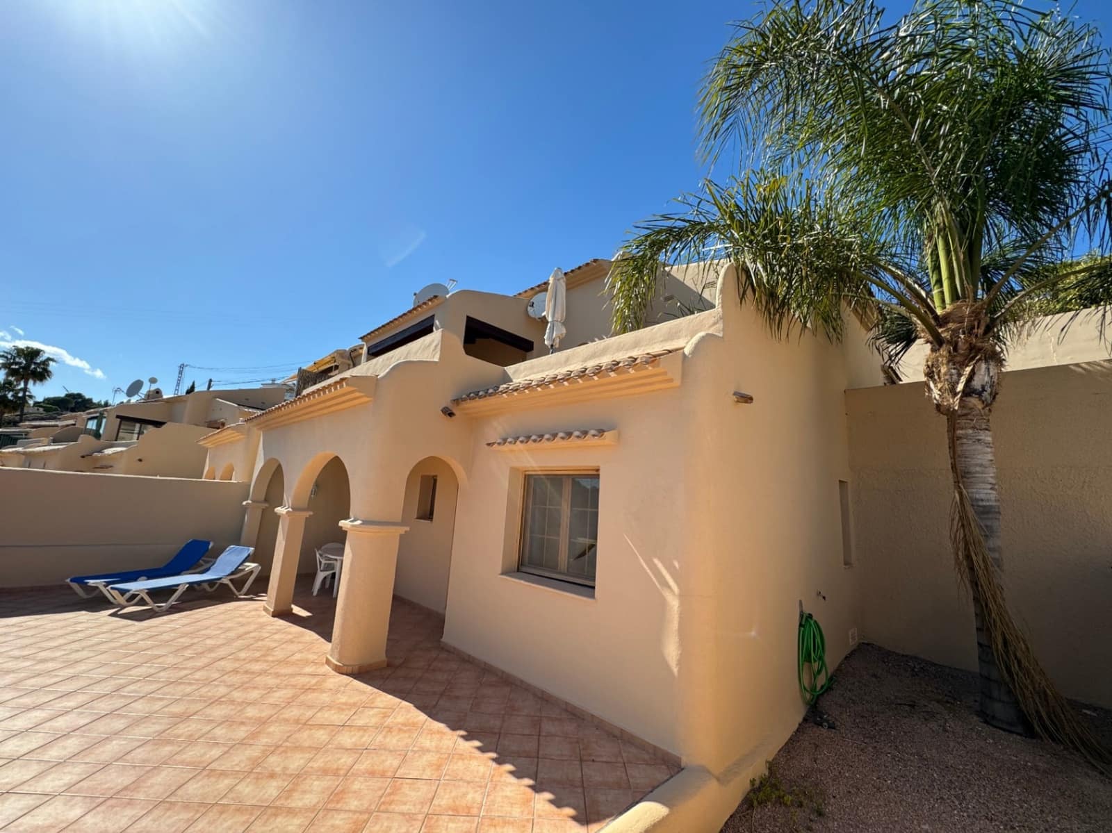 Bungalow de 3 chambres à louer à Moraira avec piscine garage - 1 400 € (Ref: 7656241)