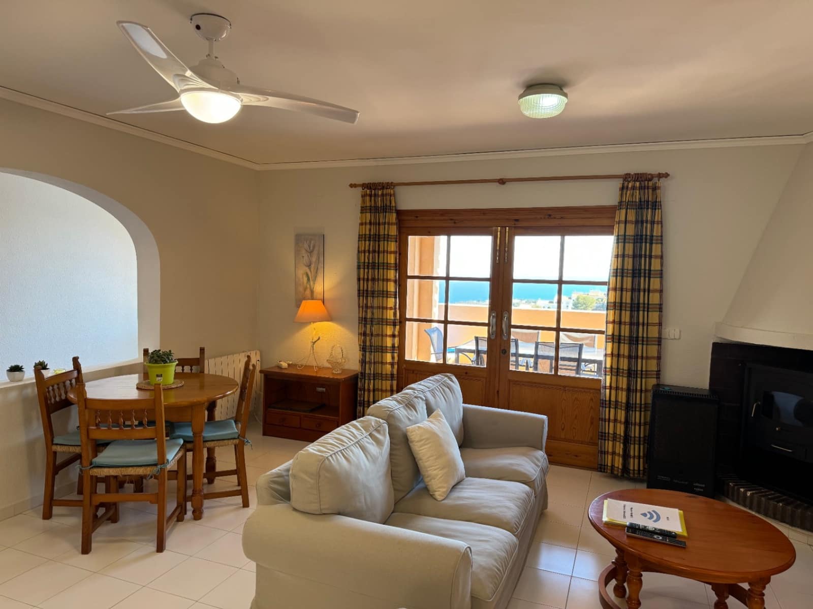 Bungalow de 3 chambres à louer à Moraira avec piscine garage - 1 400 € (Ref: 7656241)