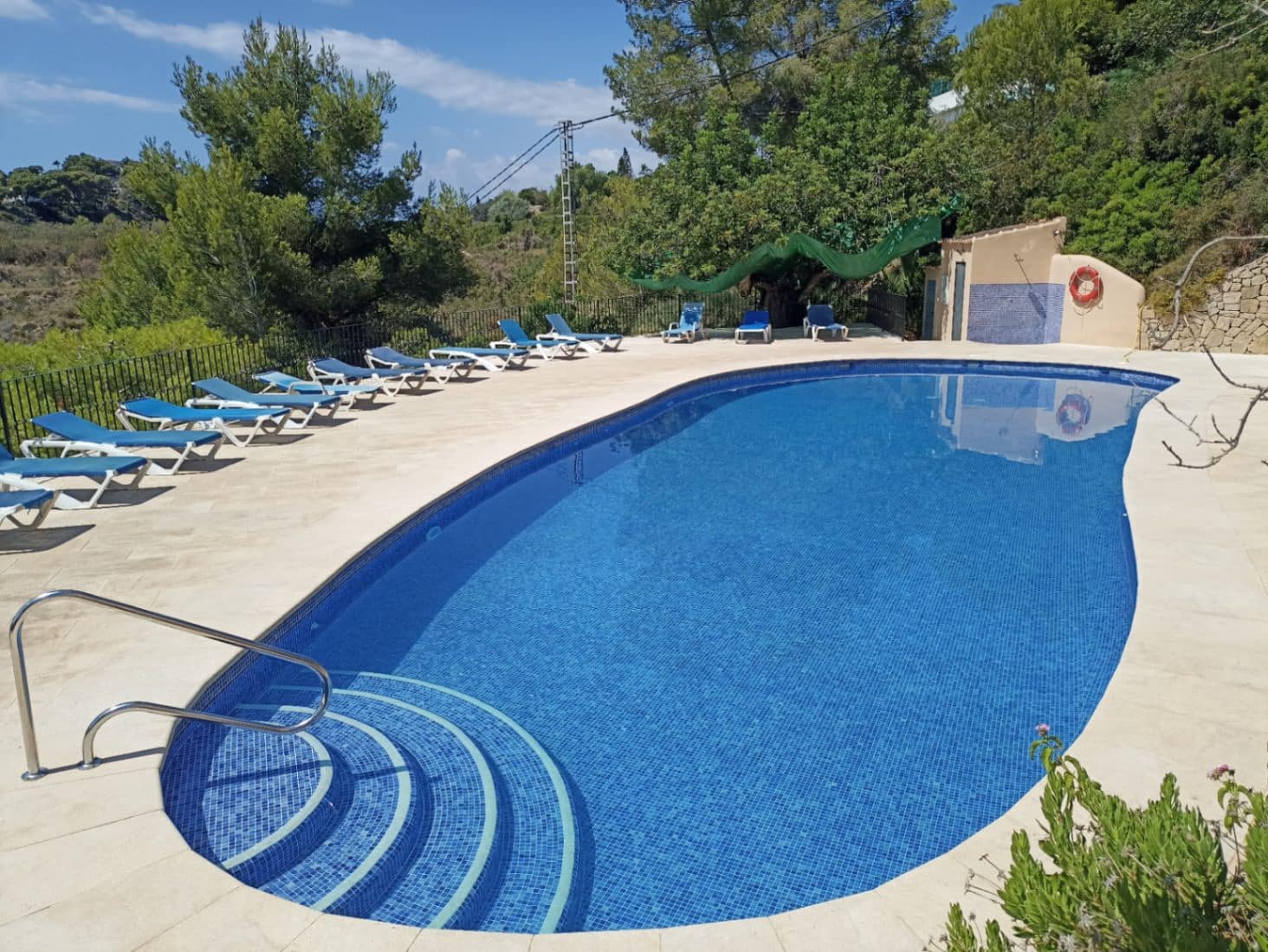 Bungalow de 3 chambres à louer à Moraira avec piscine garage - 1 400 € (Ref: 7656241)