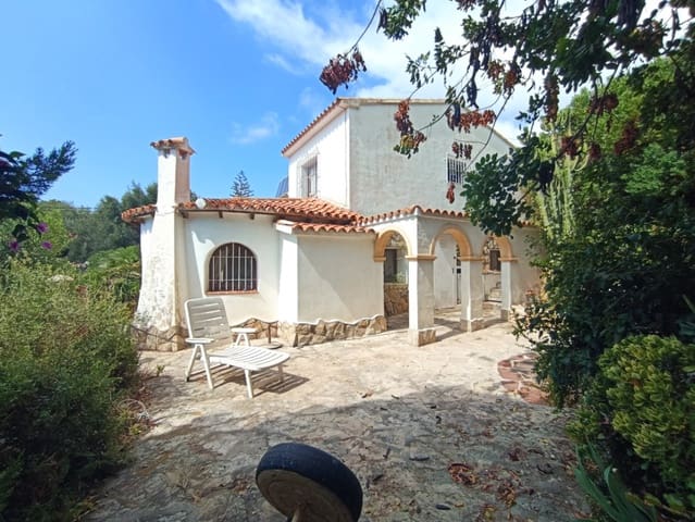 3 soveværelse Villa til salg i Moraira, Teulada-Moraira med swimmingpool garage - € 740.000 (Ref: 7736203)