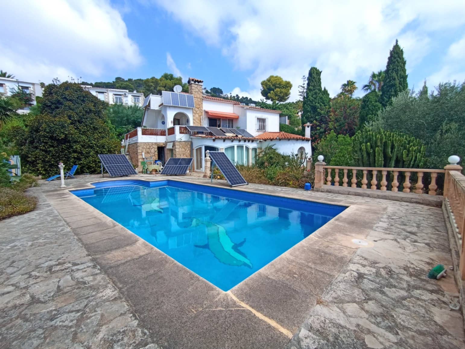 3 soveværelse Villa til salg i Moraira med swimmingpool garage - € 740.000 (Ref: 7736203)