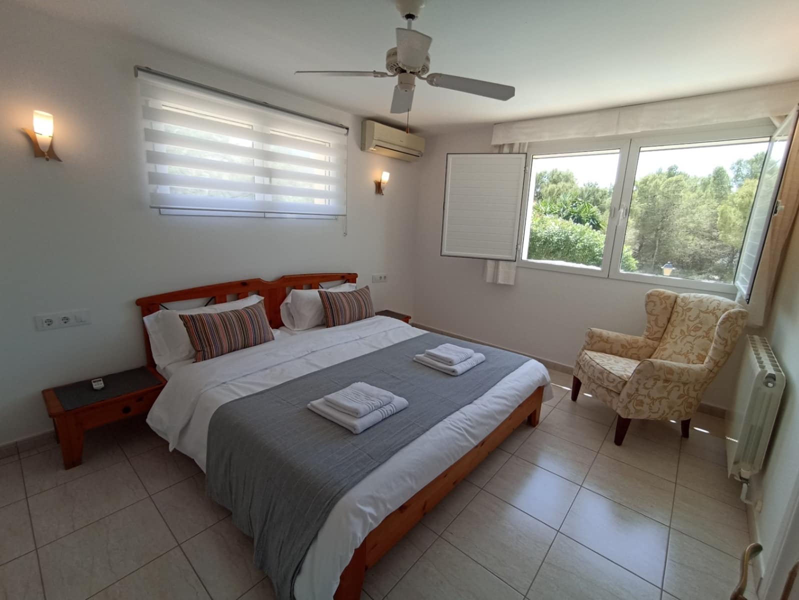 Villa/Maison de 5 chambres à louer à Moraira avec piscine garage - 2 200 € (Ref: 7912924)