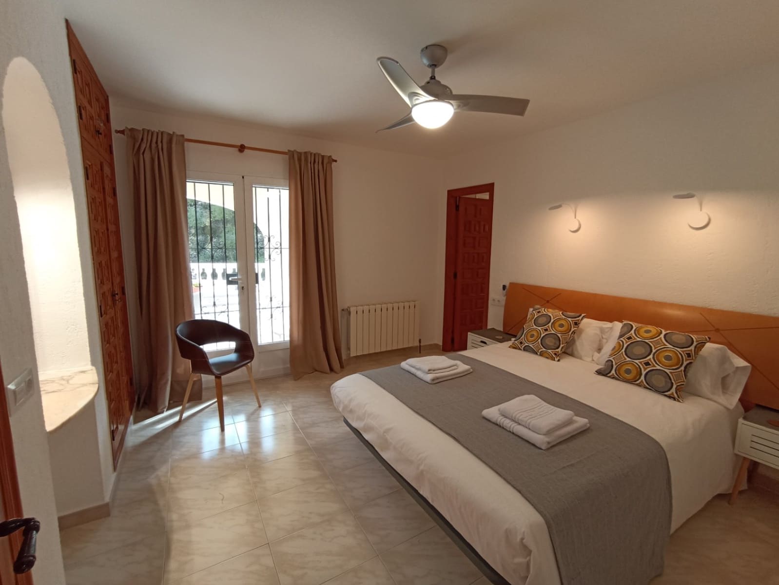 Villa/Maison de 5 chambres à louer à Moraira avec piscine garage - 2 200 € (Ref: 7912924)