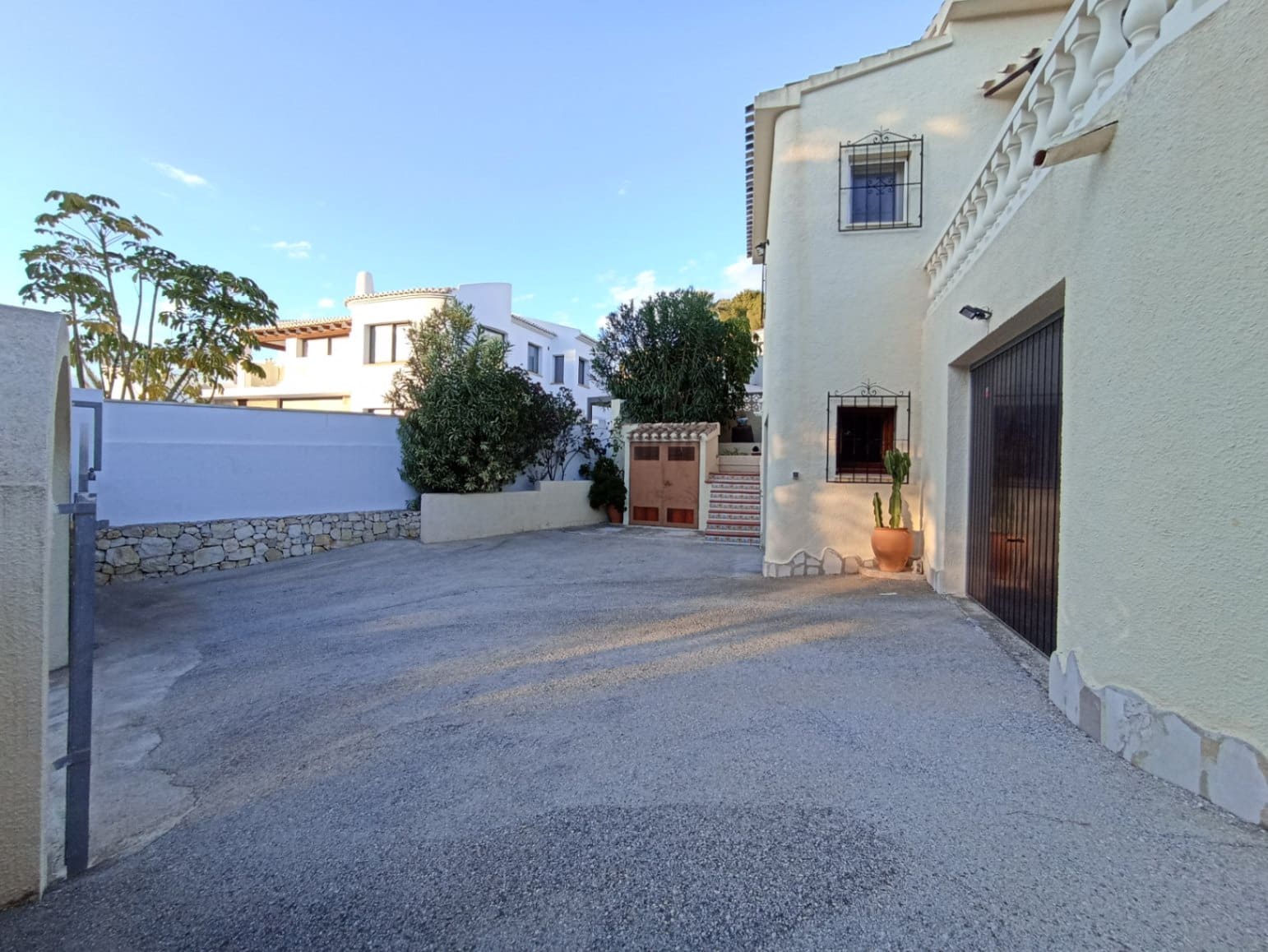 Villa/Maison de 5 chambres à louer à Moraira avec piscine garage - 2 200 € (Ref: 7912924)