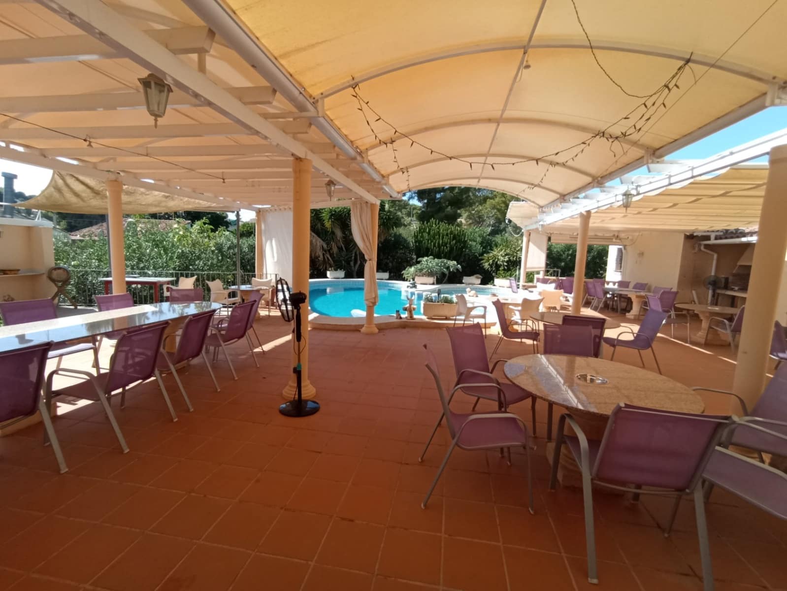 2 soveværelse Villa til salg i Moraira med swimmingpool garage - € 780.000 (Ref: 7912925)